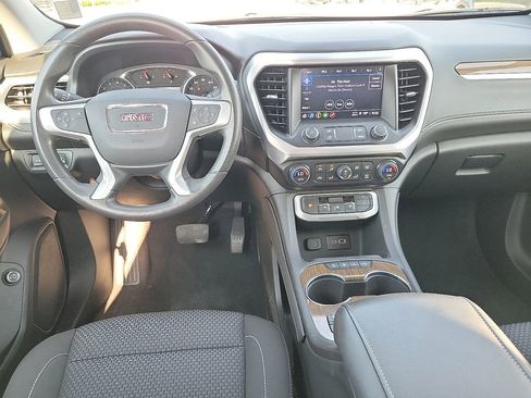 Used 2023 GMC Acadia SLE w/ Driver Convenience Package image 11