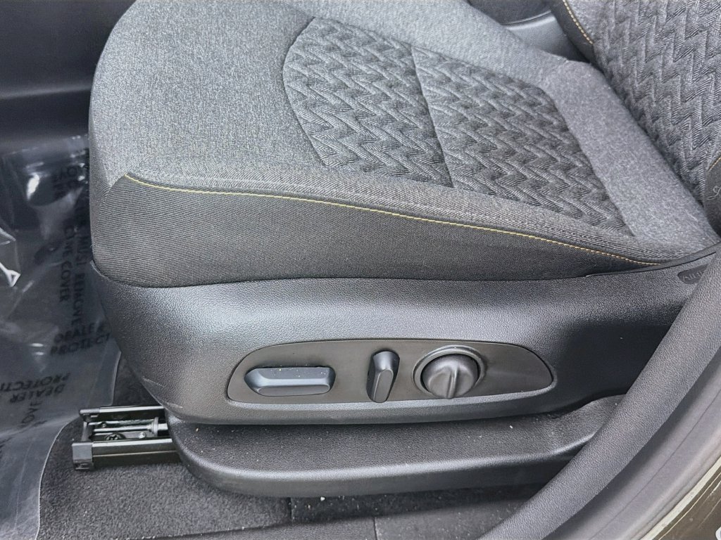 Used 2024 Chevrolet Equinox LT AWD/4WD image 18