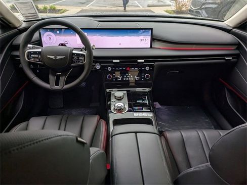 Used 2025 Genesis G80 2.5T image 5