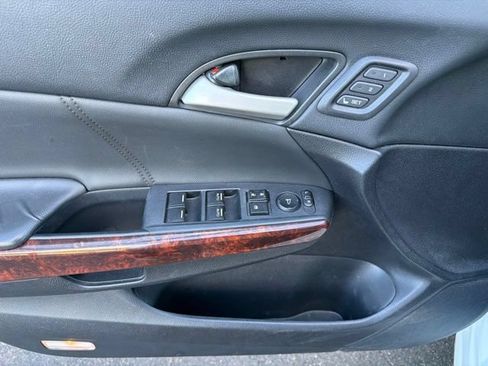 Used 2011 Honda Crosstour EX-L image 13
