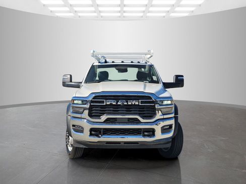 New 2026 RAM 5500 Tradesman w/ Chrome Appearance Group image 2