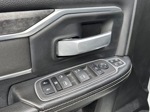 Used 2024 RAM 2500 Big Horn w/ Off Road Package image 12