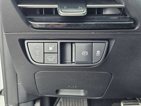 Certified 2024 Kia EV6 GT-Line AWD/4WD image 34