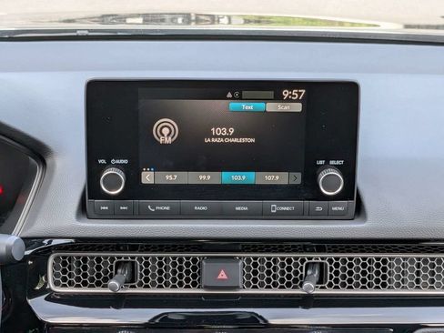 Used 2025 Honda Civic Sport image 17