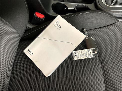 Certified 2023 Kia Forte LXS w/ LXS Technology Package FWD image 33