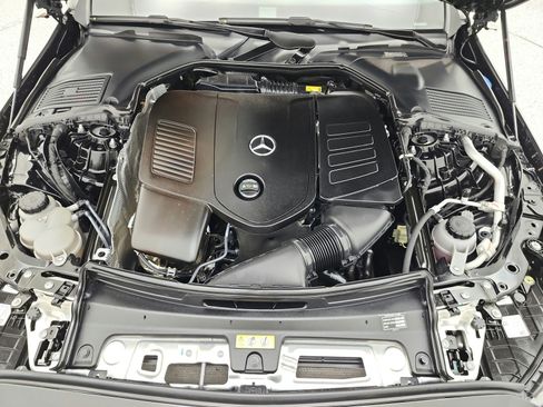 Used 2023 Mercedes-Benz C 300 Sedan image 31