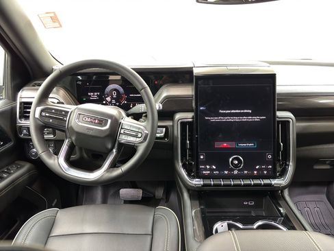 New 2026 GMC Yukon XL Elevation w/ LPO, Floor Liner Package image 22