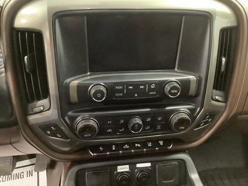 Used 2019 Chevrolet Silverado 3500 High Country w/ Duramax Plus Package image 17
