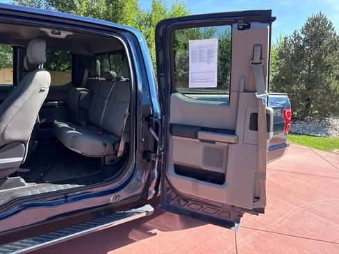 Used 2020 Ford F150 XLT w/ Equipment Group 302A Luxury AWD/4WD image 18