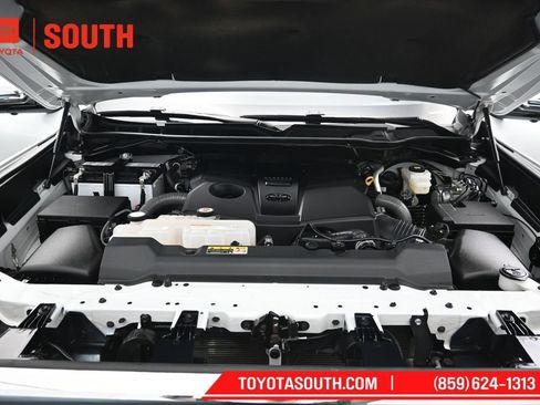 Used 2023 Toyota Tundra 1794 Edition AWD/4WD image 40