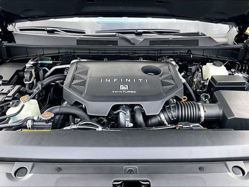 New 2026 INFINITI QX80 Pure AWD/4WD image 10