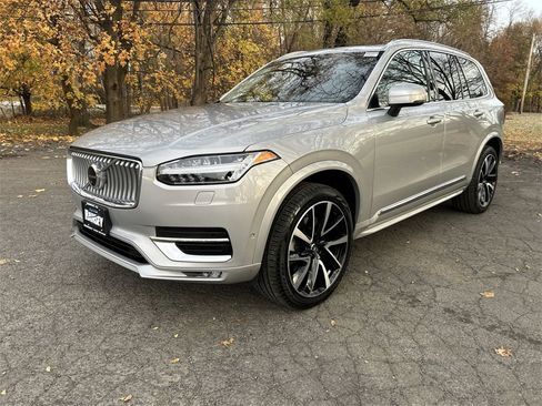 Certified 2023 Volvo XC90 B6 Plus w/ Protection Package Premier image 4