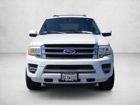 Used 2016 Ford Expedition Limited RWD image 2