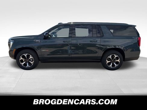 New 2026 GMC Yukon XL AT4 image 5