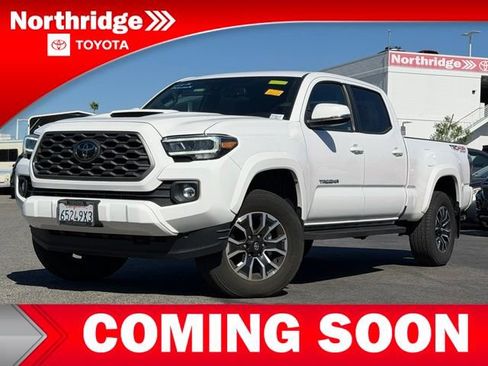 Used 2023 Toyota Tacoma TRD Sport AWD/4WD image 3