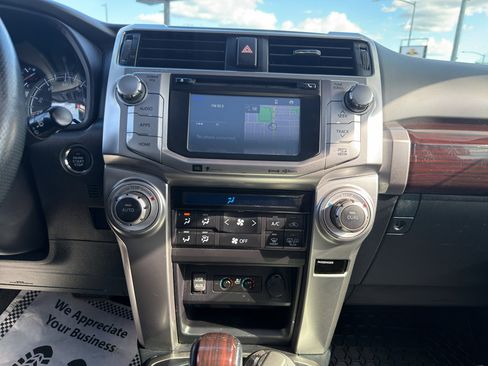Used 2017 Toyota 4Runner Limited AWD/4WD image 25