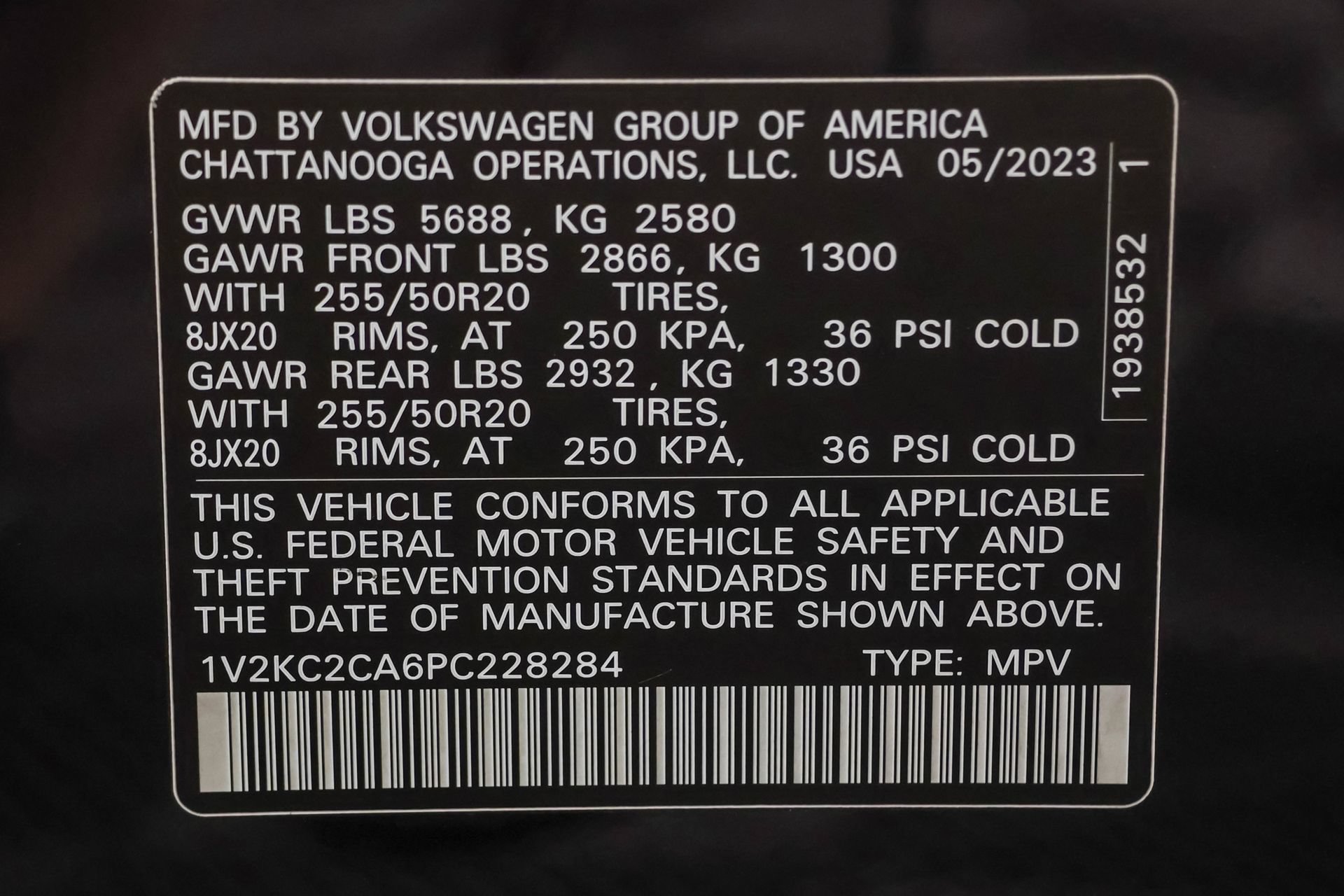 Certified 2023 Volkswagen Atlas Cross Sport SE w/ Panoramic Sunroof Package AWD/4WD image 50