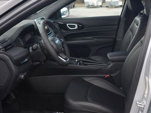 New 2026 Jeep Compass Limited image 50