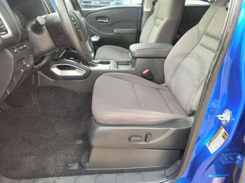 Used 2024 Nissan Frontier SV w/ SV Convenience Package RWD image 17