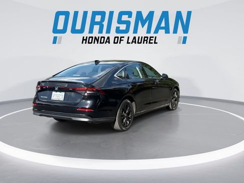 Used 2023 Honda Accord EX image 8
