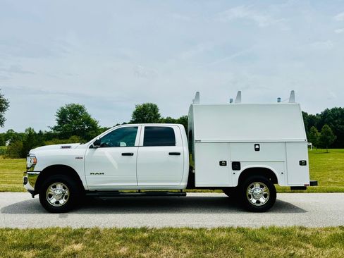 Used 2021 RAM 3500 Tradesman w/ Chrome Appearance Group AWD/4WD image 3