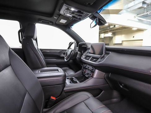 Used 2022 Chevrolet Tahoe RST w/ Sport Performance Package image 33