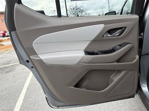 Used 2019 Chevrolet Traverse Premier w/ Driver Confidence II Package image 22