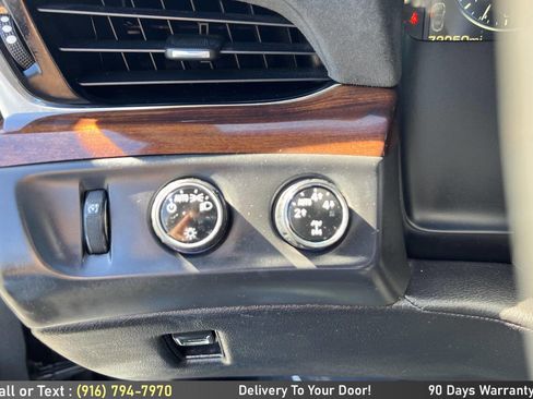 Used 2015 Cadillac Escalade ESV Premium AWD/4WD image 26