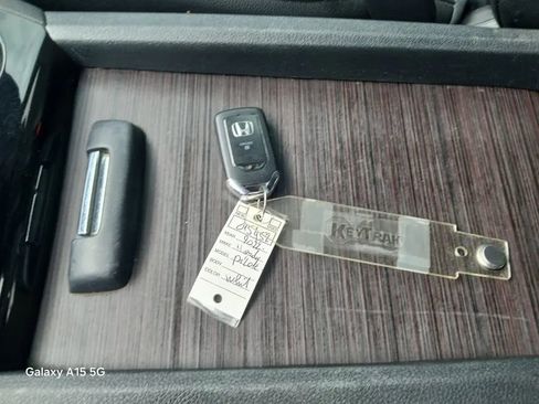 Used 2022 Honda Pilot Black Edition image 25