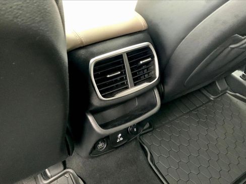 Used 2020 Hyundai Santa Fe Limited image 37