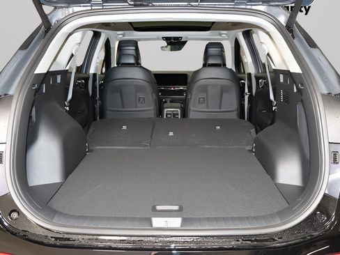 New 2026 Kia Sportage SX FWD image 12