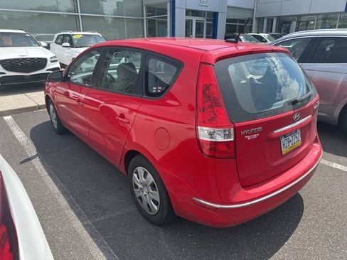 Used 2010 Hyundai Elantra GLS FWD image 6
