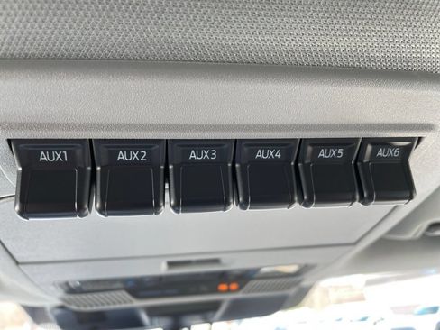 New 2026 Ford F250 XLT w/ XLT Premium Package AWD/4WD image 17