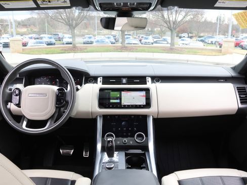 Used 2020 Land Rover Range Rover Sport HST image 16