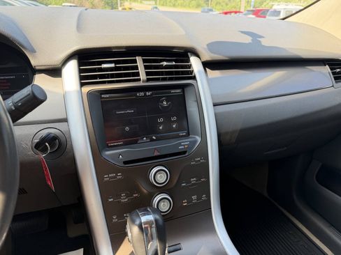 Used 2011 Ford Edge SEL w/ 202A Rapid Spec Order Code AWD/4WD image 23