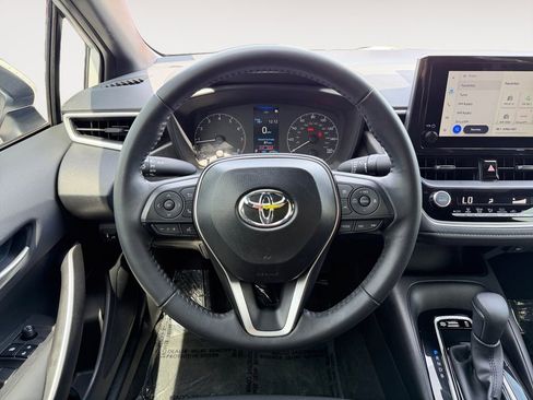 Used 2025 Toyota Corolla SE FWD image 14