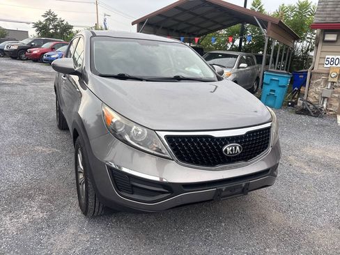 Used 2016 Kia Sportage LX AWD/4WD image 3