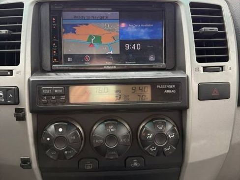 Used 2006 Toyota 4Runner SR5 RWD image 14
