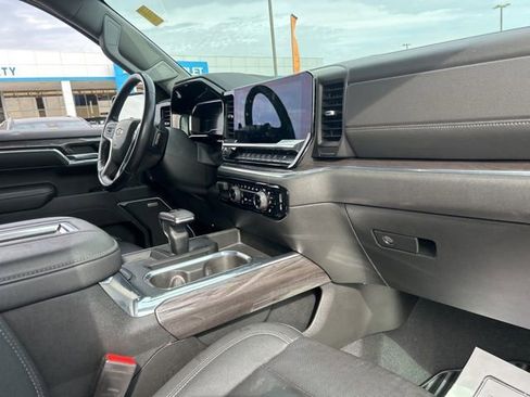 Used 2022 Chevrolet Silverado 1500 LTZ w/ LTZ Convenience Package II image 33