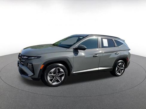 Used 2025 Hyundai Tucson Blue image 8