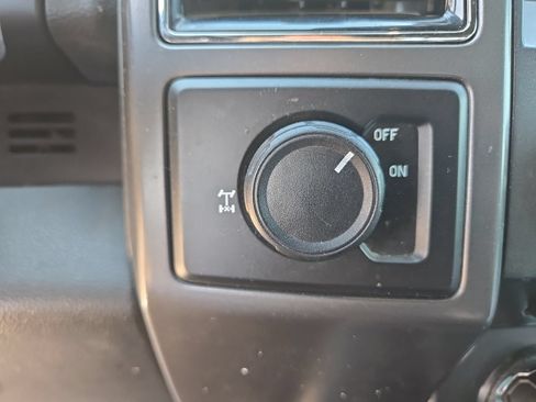 Used 2018 Ford F150 XLT w/ Equipment Group 302A Luxury RWD image 14
