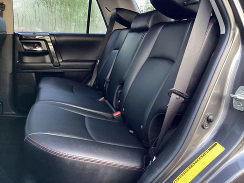 Used 2023 Toyota 4Runner TRD Off-Road Premium w/ Moonroof Package AWD/4WD image 14