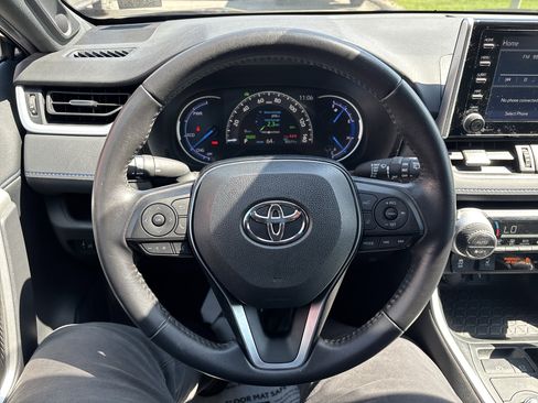 Used 2020 Toyota RAV4 XSE w/ All Weather Liner Package AWD/4WD image 18