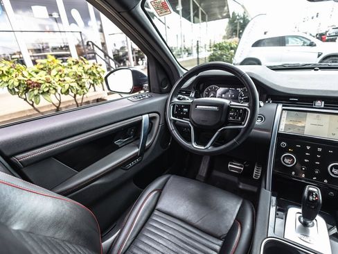 Used 2023 Land Rover Discovery Sport SE R-Dynamic image 19