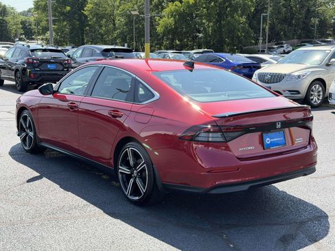 Certified 2025 Honda Accord Sport image 3