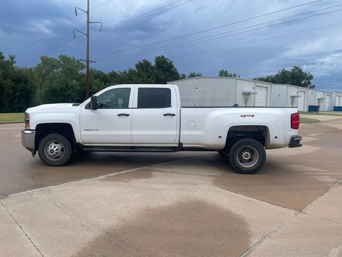 Used 2019 Chevrolet Silverado 3500 W/T w/ WT Convenience Package AWD/4WD image 7