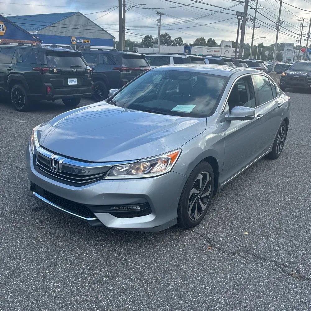 Used 2017 Honda Accord EX-L image 1