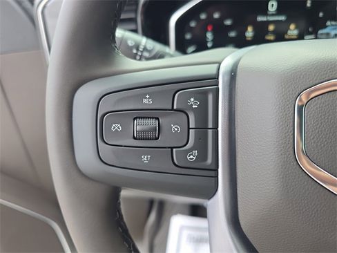 New 2026 GMC Sierra 1500 SLE w/ Preferred Package image 23