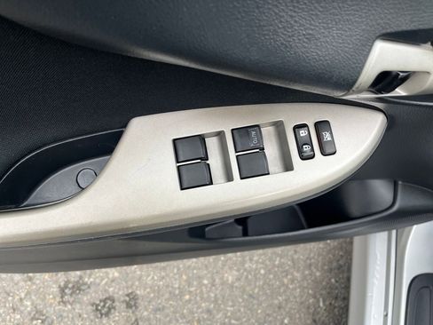 Used 2013 Toyota Corolla S w/ Premium Pkg image 13