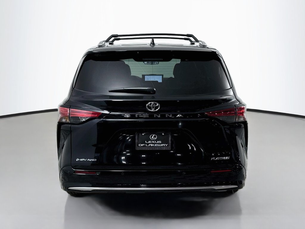 Used 2026 Toyota Sienna Platinum AWD/4WD image 6